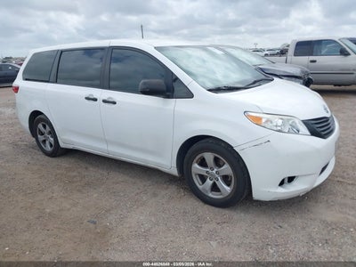 TOYOTA SIENNA 2017