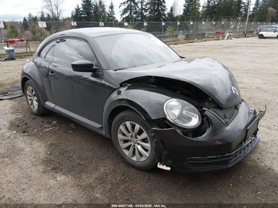 VOLKSWAGEN BEETLE 2015