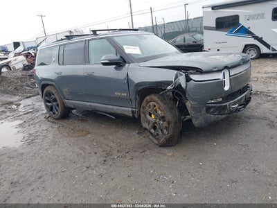 RIVIAN R1S 2024