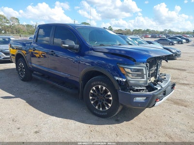 NISSAN TITAN 2021