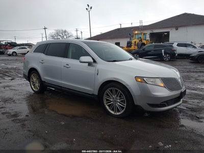 LINCOLN MKT 2013