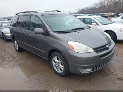 TOYOTA SIENNA 2004