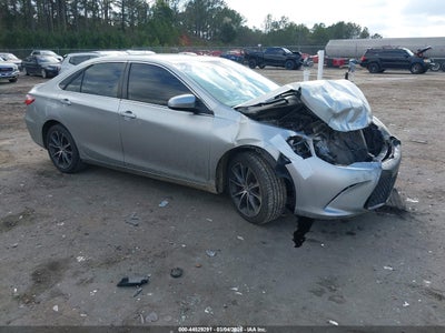 TOYOTA CAMRY 2015