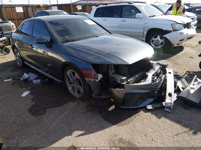 AUDI A4 2021