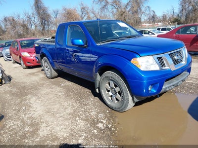 NISSAN FRONTIER 2013