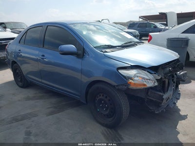 TOYOTA YARIS 2012