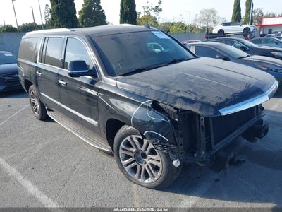 CADILLAC ESCALADE ESV 2018