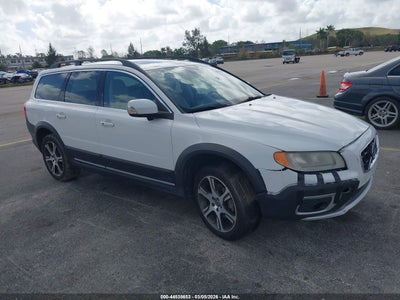 VOLVO XC70 2012