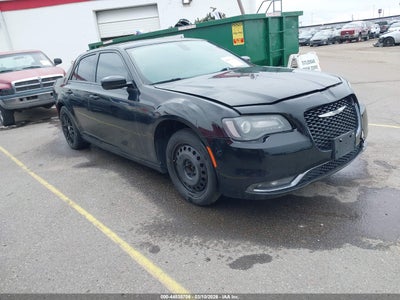 CHRYSLER 300 2015