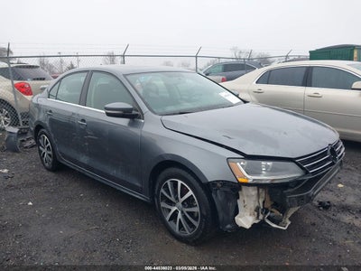 VOLKSWAGEN JETTA 2017