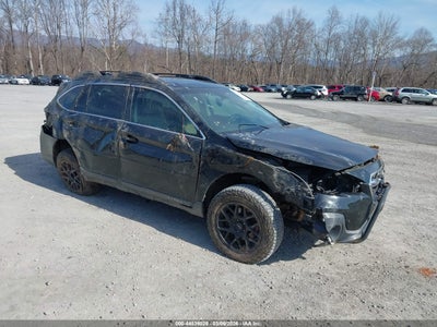 SUBARU OUTBACK 2019
