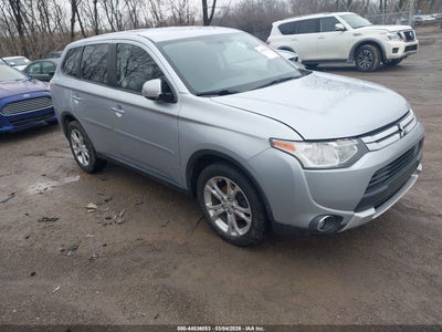 MITSUBISHI OUTLANDER 2015