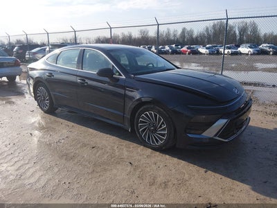 HYUNDAI SONATA HYBRID 2024