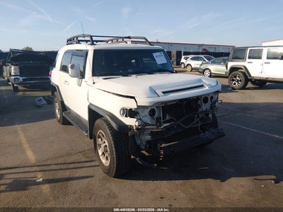 TOYOTA FJ CRUISER 2012