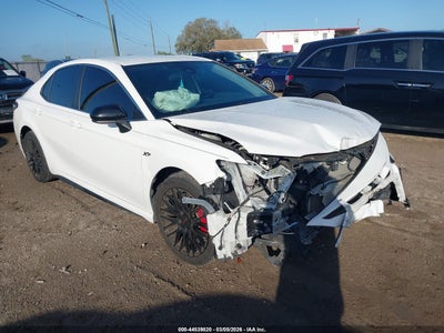 TOYOTA CAMRY 2021