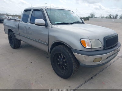 TOYOTA TUNDRA 2002