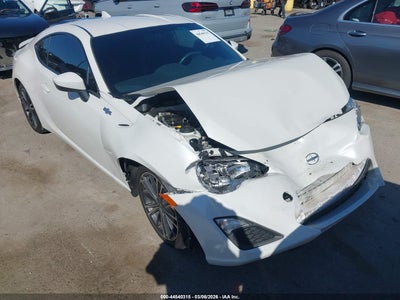 SCION FR-S 2015