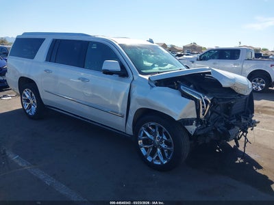 CADILLAC ESCALADE ESV 2017