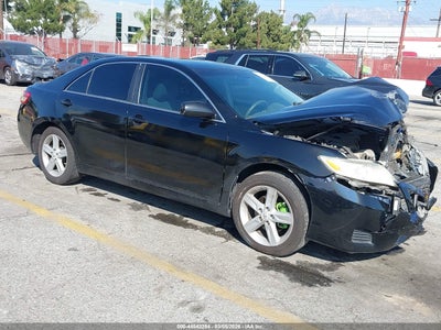 TOYOTA CAMRY 2011
