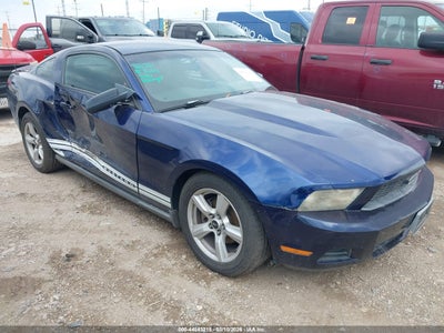 FORD MUSTANG 2010