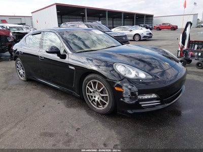 PORSCHE PANAMERA 2011