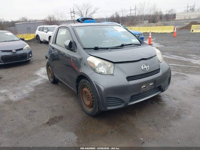 SCION IQ 2013