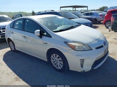 TOYOTA PRIUS PLUG-IN 2012