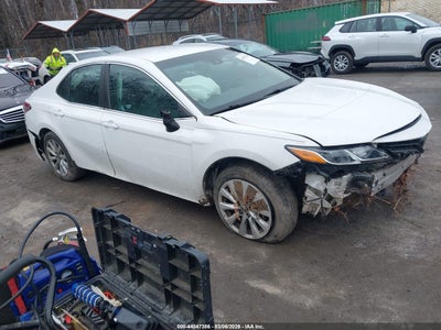 TOYOTA CAMRY 2018