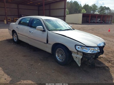 LINCOLN TOWN CAR 2000