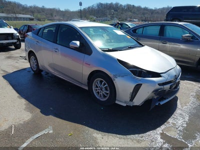 TOYOTA PRIUS 2021