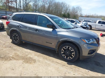 NISSAN PATHFINDER 2020