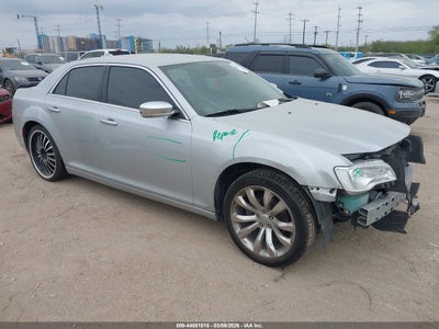 CHRYSLER 300 2019