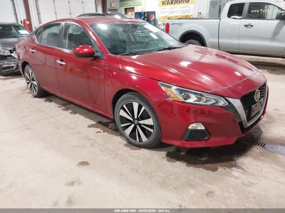 NISSAN ALTIMA 2022