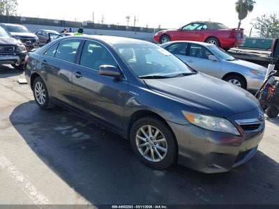 TOYOTA CAMRY HYBRID 2011