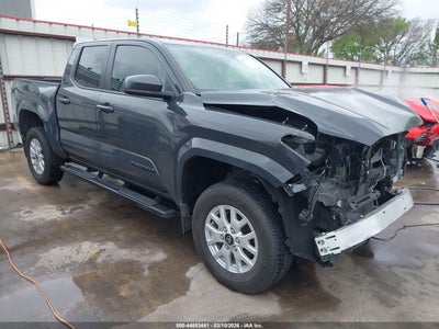TOYOTA TACOMA 2024
