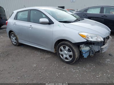 TOYOTA MATRIX 2010