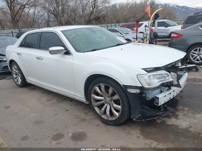CHRYSLER 300 2019