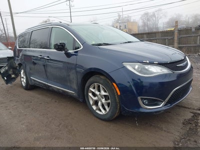 CHRYSLER PACIFICA 2018