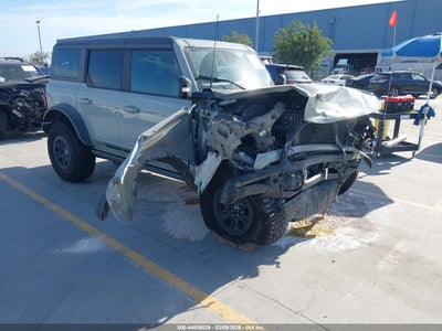 FORD BRONCO 2021