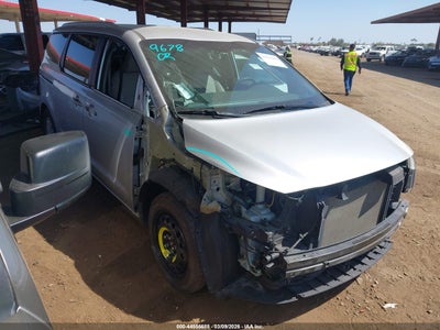 KIA SEDONA 2015