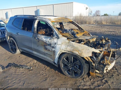 GMC ACADIA 2025