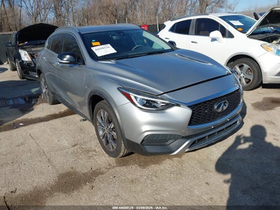 INFINITI QX30 2017