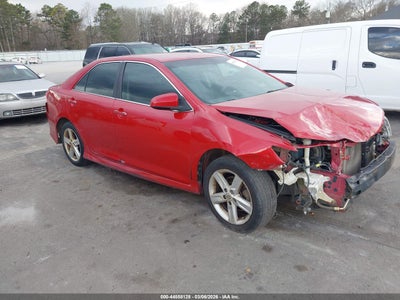 TOYOTA CAMRY 2013