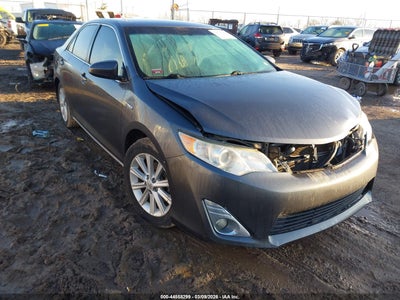TOYOTA CAMRY HYBRID 2012