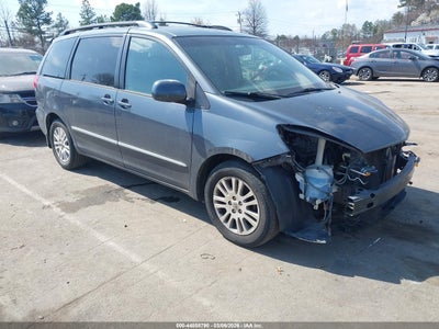 TOYOTA SIENNA 2008