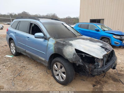 SUBARU OUTBACK 2012