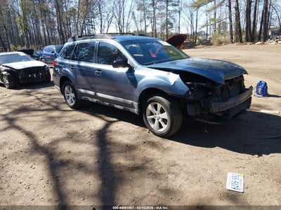 SUBARU OUTBACK 2013