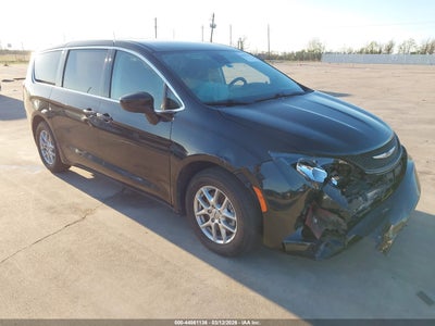 CHRYSLER VOYAGER 2023
