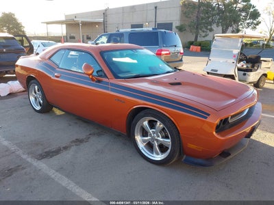 DODGE CHALLENGER 2011