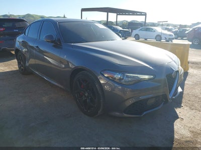 ALFA ROMEO GIULIA 2023